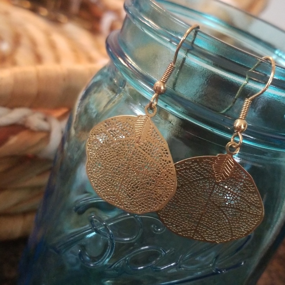 Gold Leaf Earings
